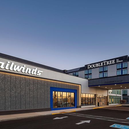 Doubletree By Hilton Madison East Hotel Eksteriør billede