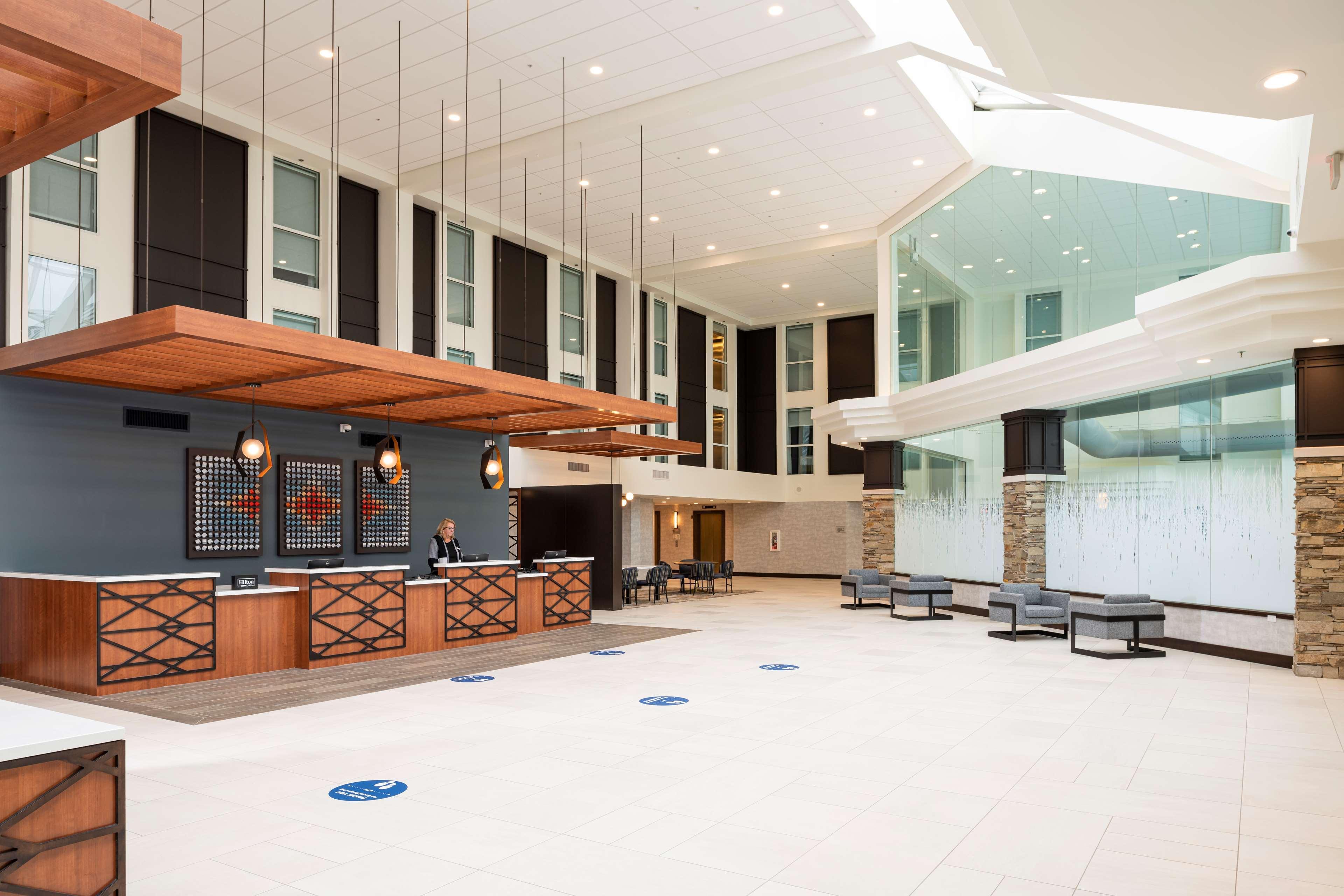 Doubletree By Hilton Madison East Hotel Eksteriør billede