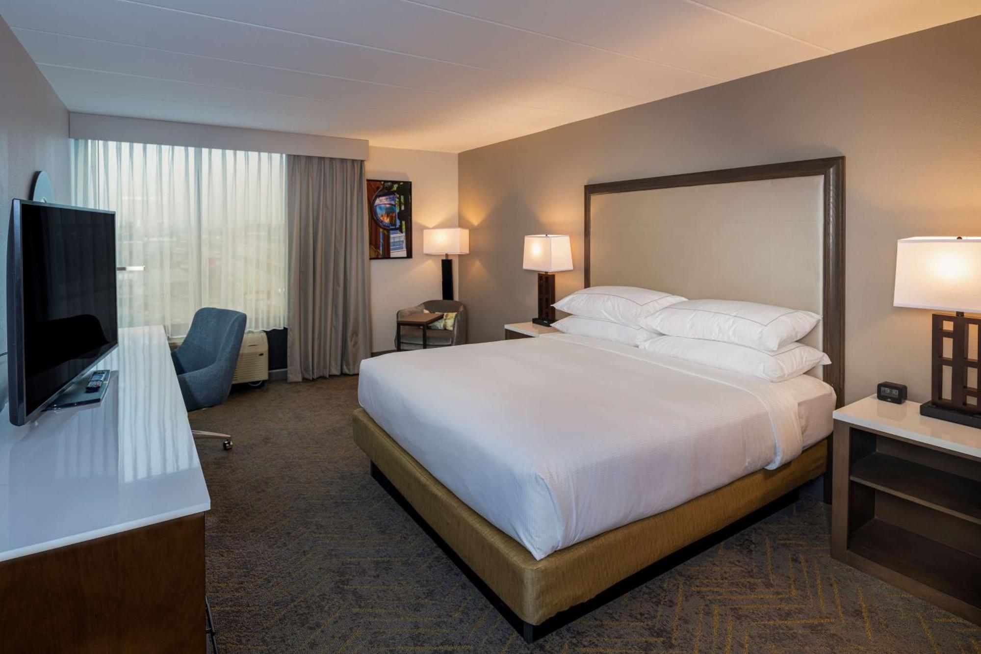 Doubletree By Hilton Madison East Hotel Eksteriør billede