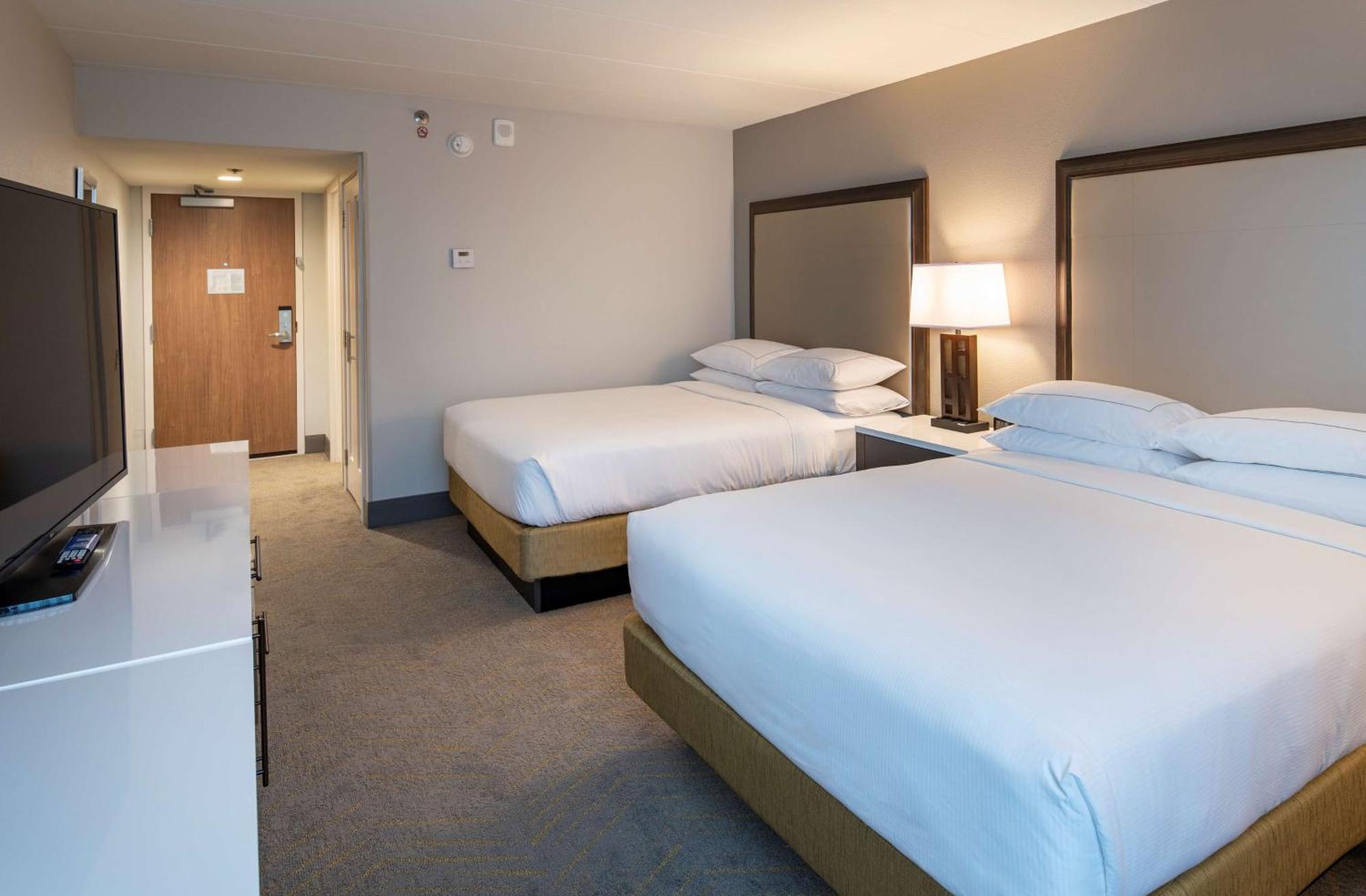 Doubletree By Hilton Madison East Hotel Eksteriør billede