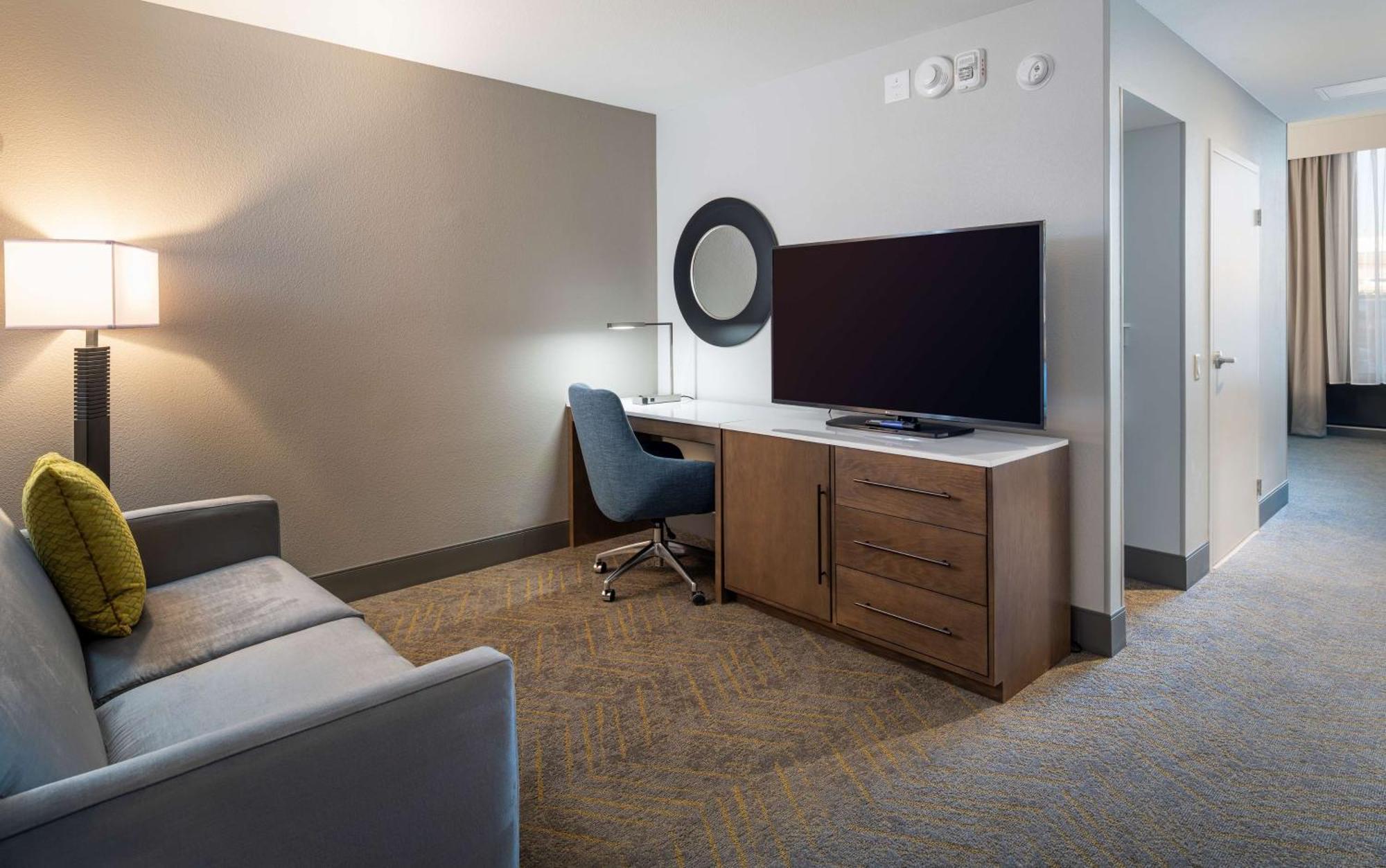 Doubletree By Hilton Madison East Hotel Eksteriør billede