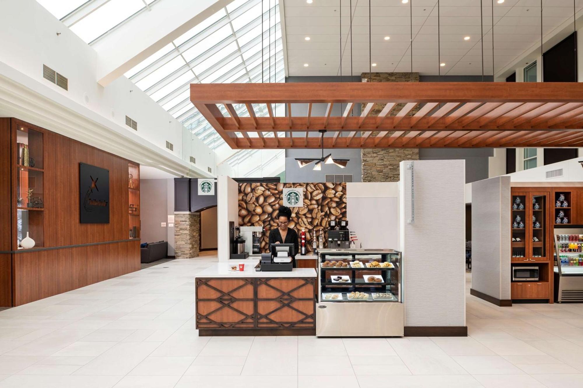 Doubletree By Hilton Madison East Hotel Eksteriør billede