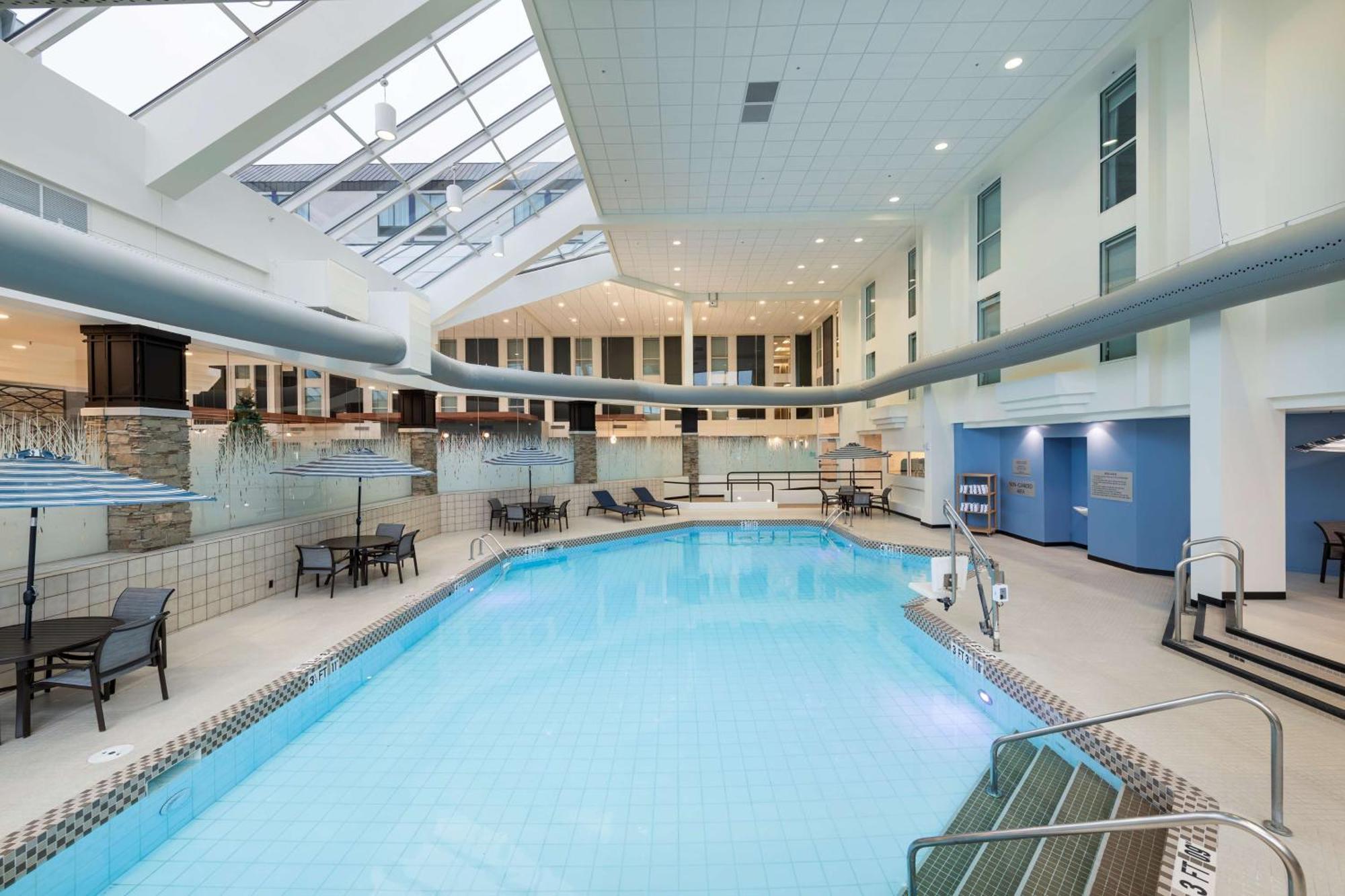 Doubletree By Hilton Madison East Hotel Eksteriør billede