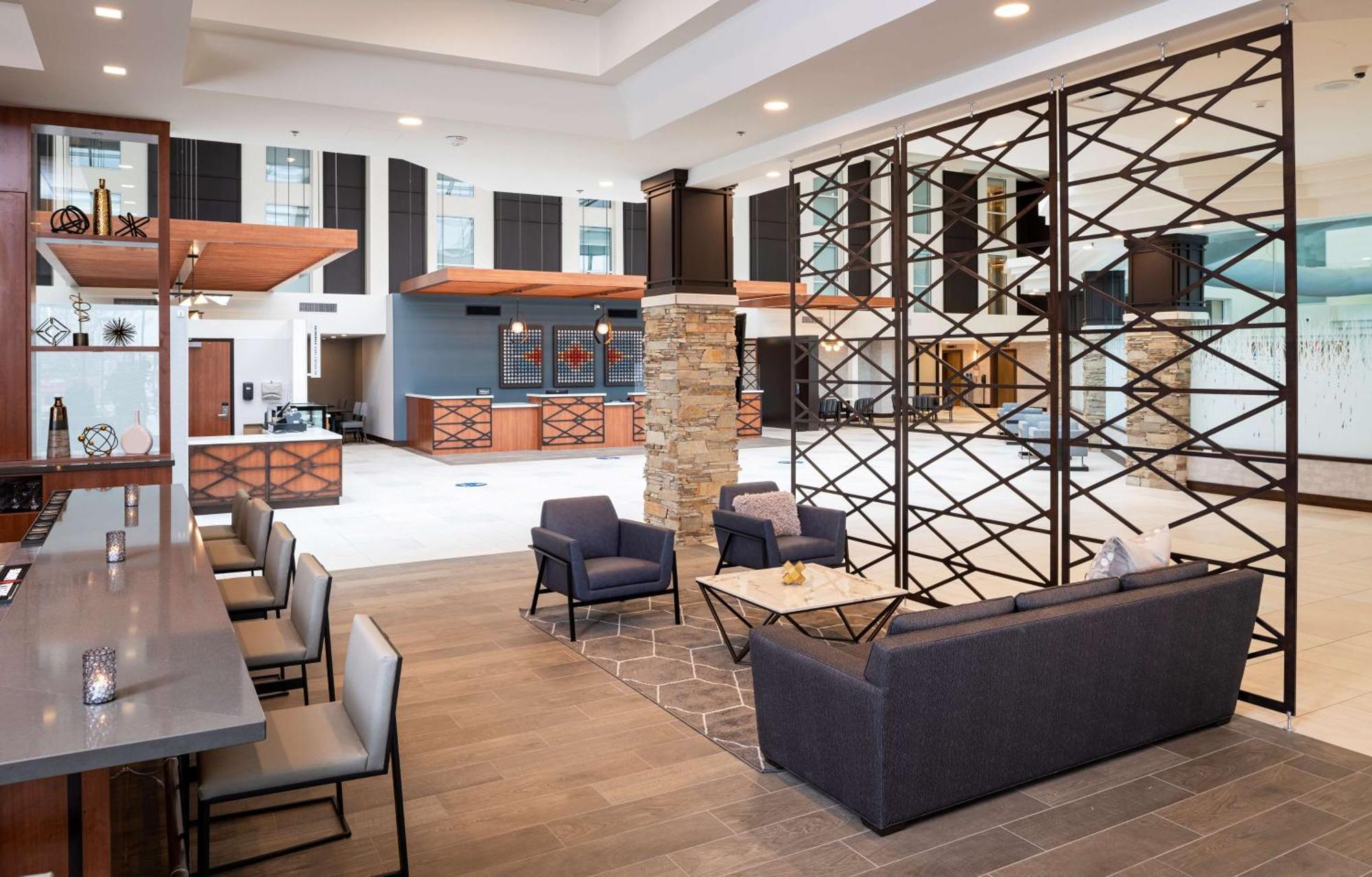 Doubletree By Hilton Madison East Hotel Eksteriør billede